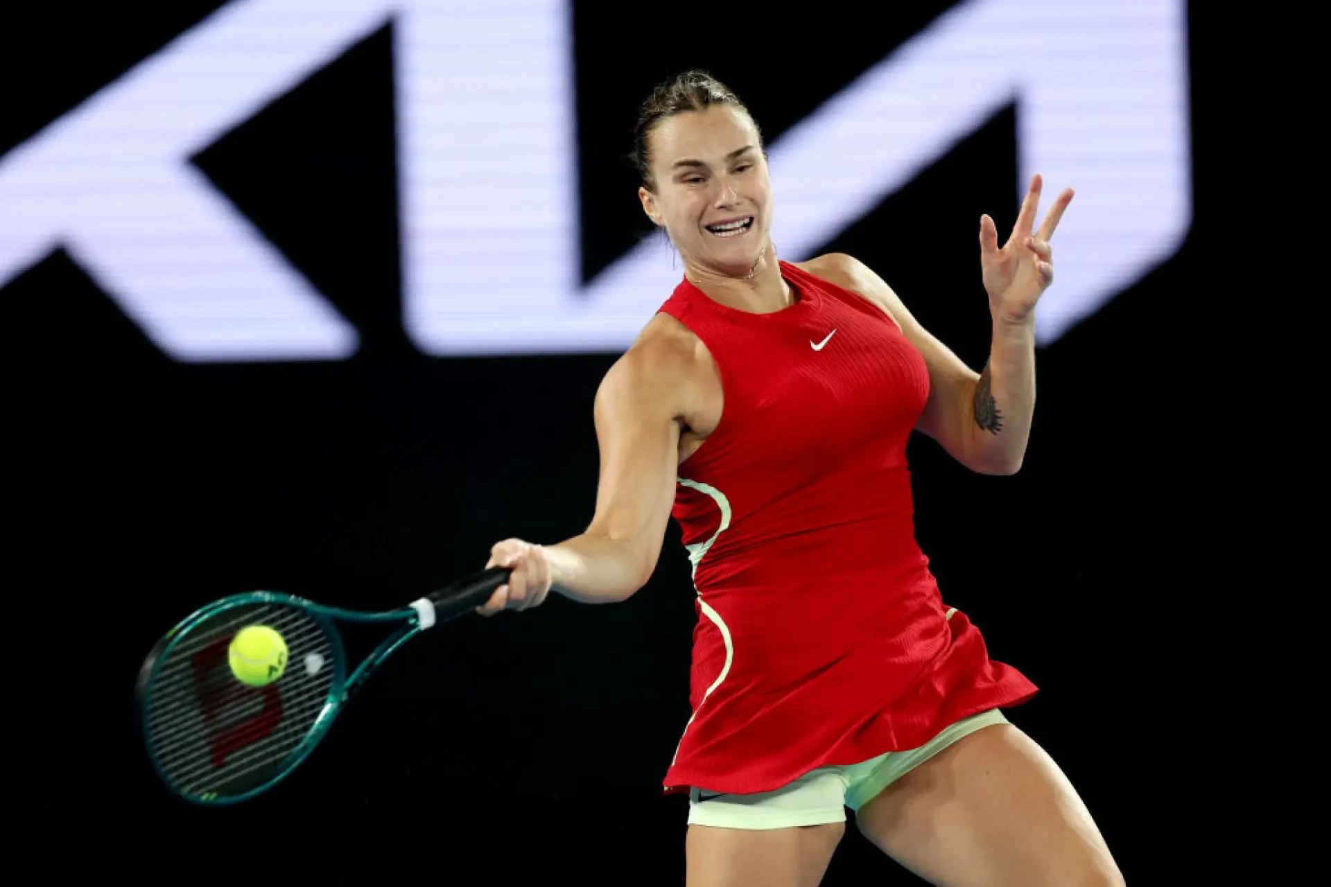 Australian Open Aryna Sabalenka makes ruthless start, Caroline